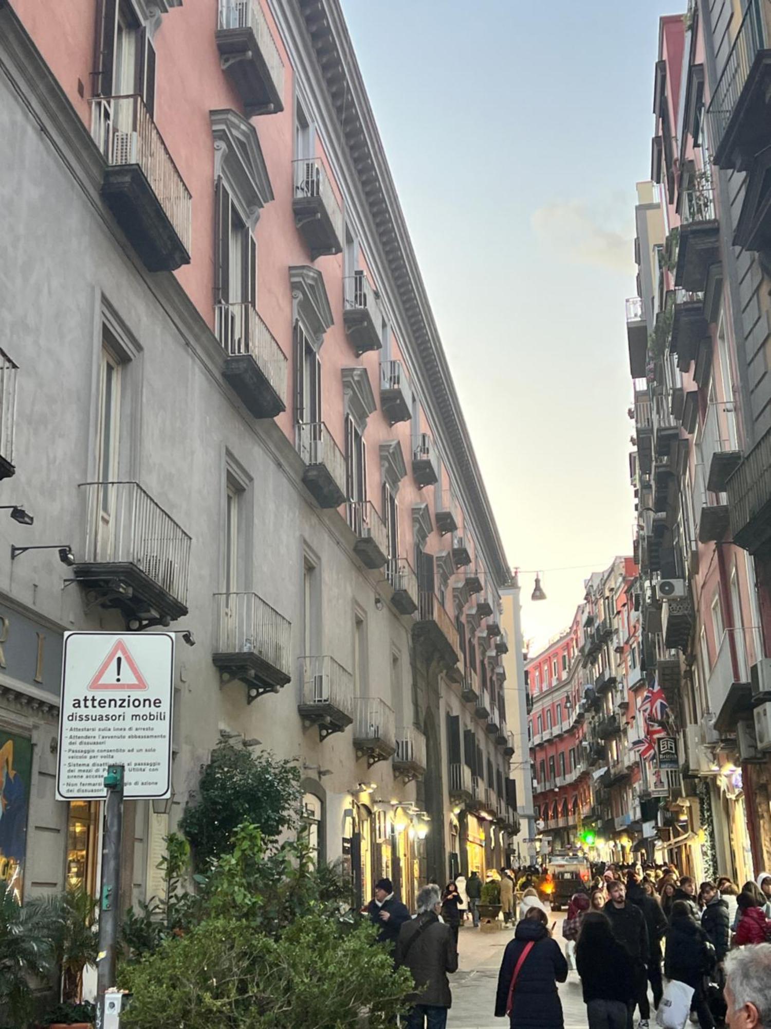 Ira House Daire Napoli Dış mekan fotoğraf